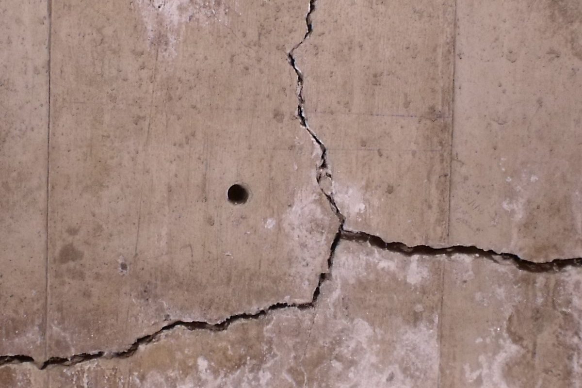 How To Fix Foundation Cracks In Basement Walls And Poured Concrete